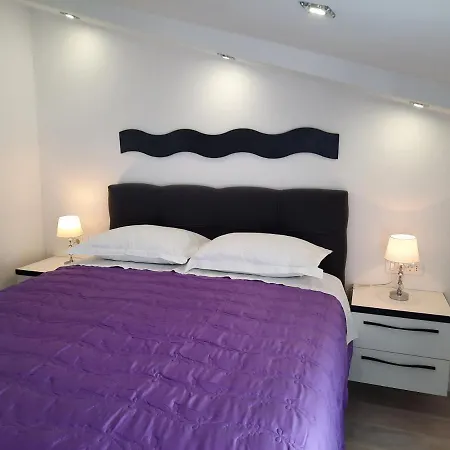 Alfa Apartment *