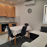 شقة Alfa باشْكا