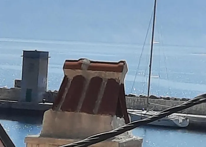 Alfa Apartmán *