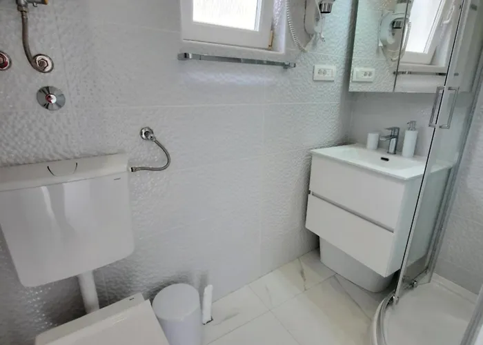 Alfa Apartmán *