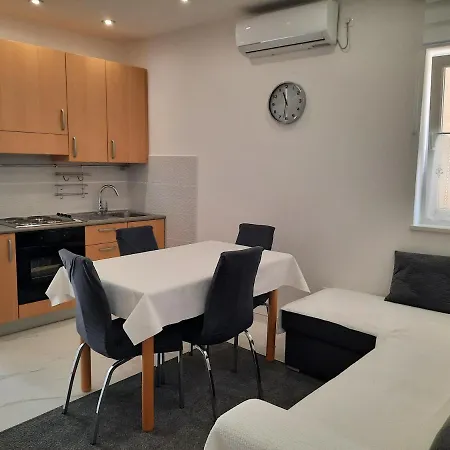 Апартаменты Alfa Башка